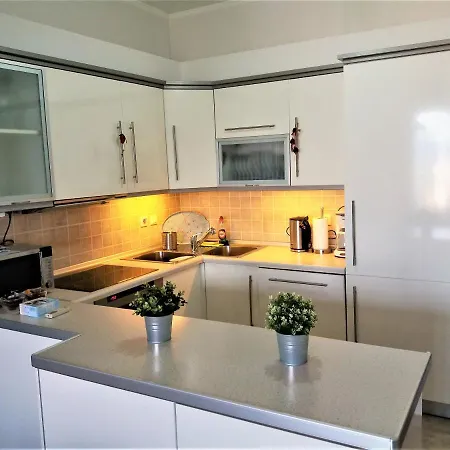 With View شقة Potamós